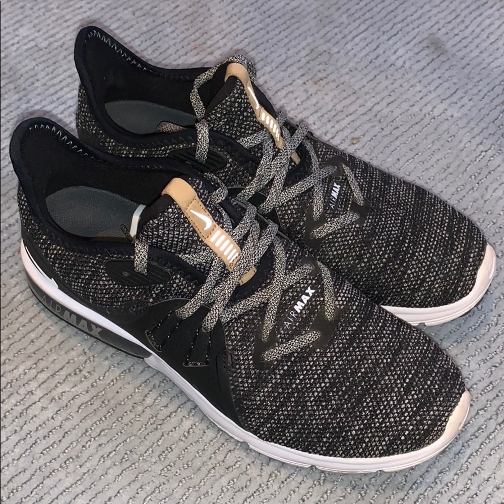 Nike Air Max Sequent Sneaker